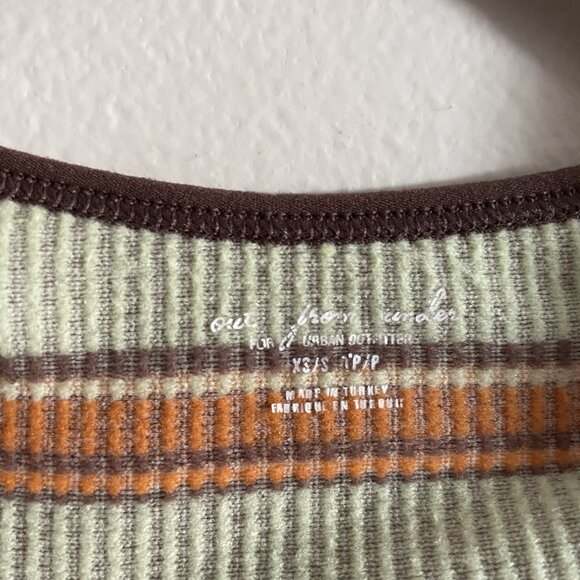 Out From Under Urban Outfitters XS/S Ribbed Josie Seamless Long Sleeve Crop Top - Picture 7 of 10